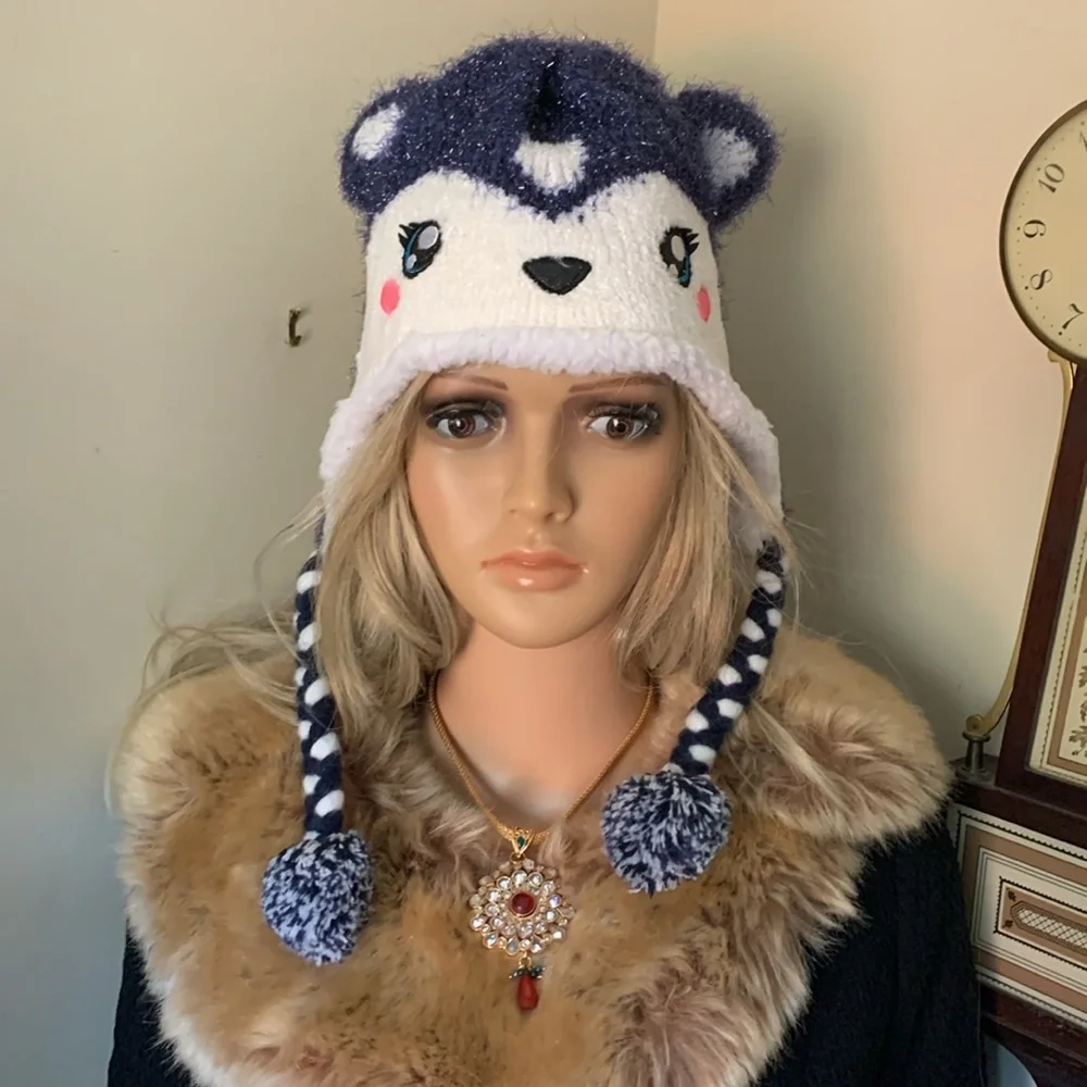 Justice Dog Toboggan hat EUC